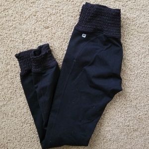 Fabletics ruffle leggings